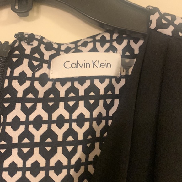 Calvin Klein dress - Picture 2 of 9
